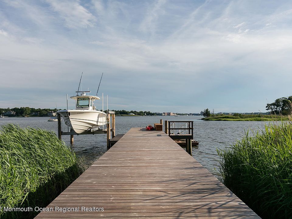 700 Navesink River Road, Red Bank, NJ 07701 Zillow