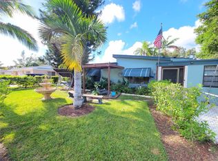 102 Williams Rd, West Park, FL 33023