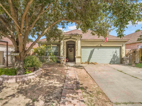 1820 Arctic Ct, Laredo, TX 78045