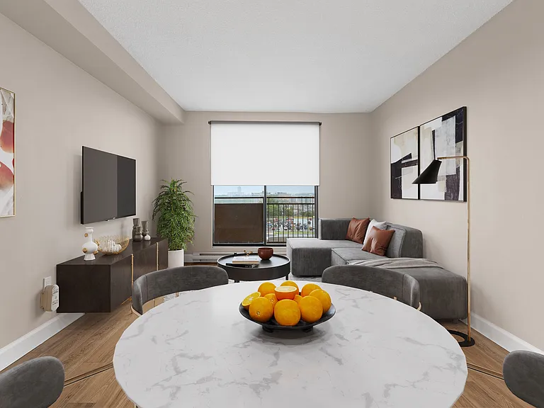 360 Croydon Ave — Photo 34