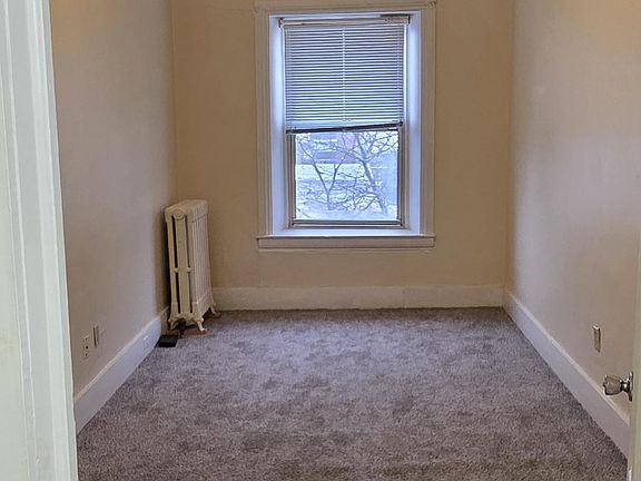 4th image of 387 Main St #305