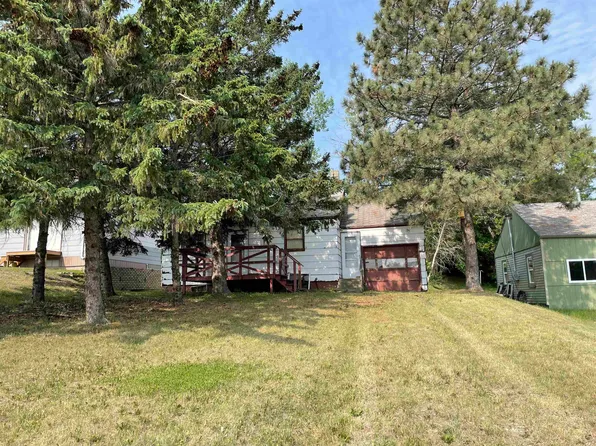 1204 Elm Ave, Harvey, ND 58341