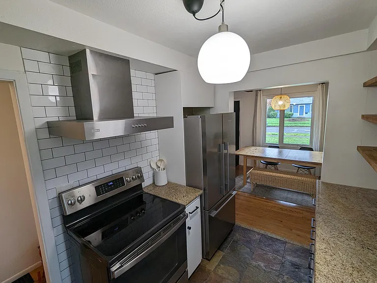 5115 SE 51st Ave — Photo 7