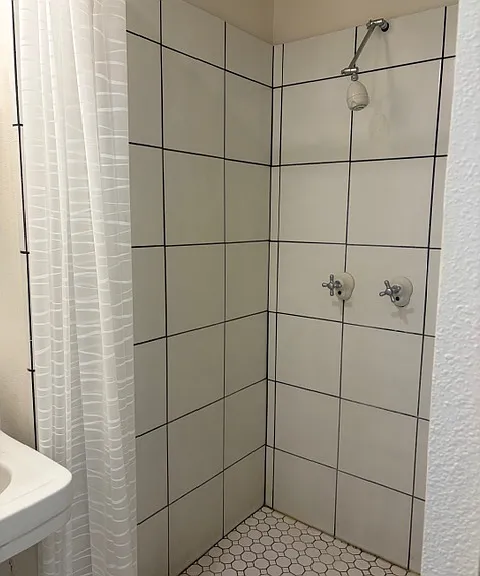 613 shower