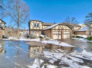 6140 Cleves Warsaw Pike, Cincinnati, OH 45233