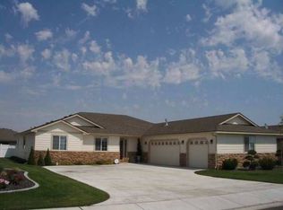 2985 Sawgrass Loop, Richland, WA 99354