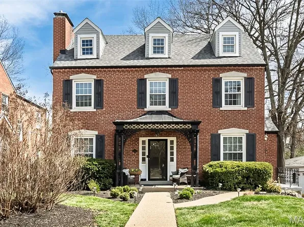 1034 E Linden Ave, Saint Louis, MO 63117