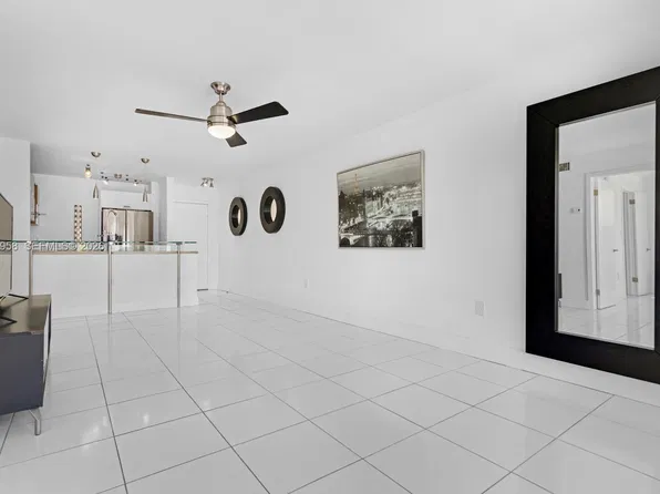 528 Meridian Ave, Miami Beach, FL