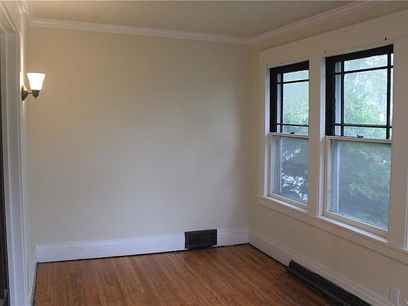3rd image of 125 Victoria Blvd