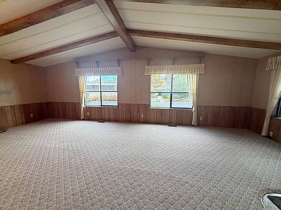 4th image of 450 SE Lacreole Dr Unit 142