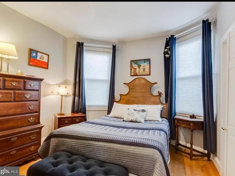 1311 Irving St NW — Photo 11