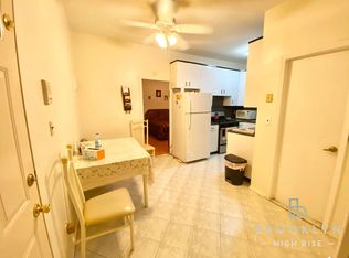 860 47th St #1F, Brooklyn, NY 11220