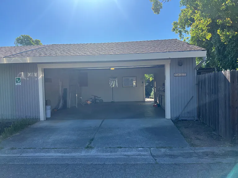 1417 Lake Blvd — Photo 30
