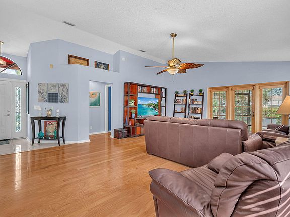 4th image of 6080 Beaconwood Road