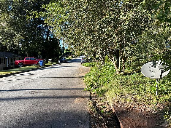 5th image of 2297 Swallow Cir SE