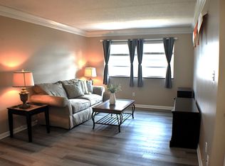 1211 Highland Ave APT 102, Knoxville, TN 37916