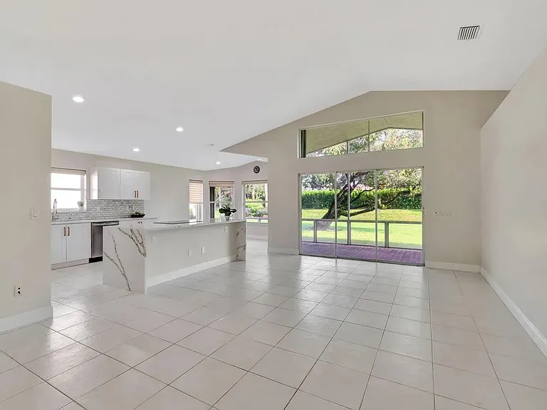 7893 Stanza St — Photo 30