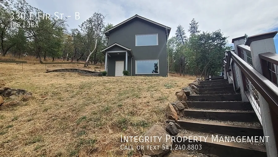 1 bed, 800 sqft, $1,600 — Photo 2