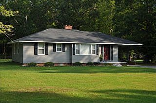 1st image of 203 Woodland Way