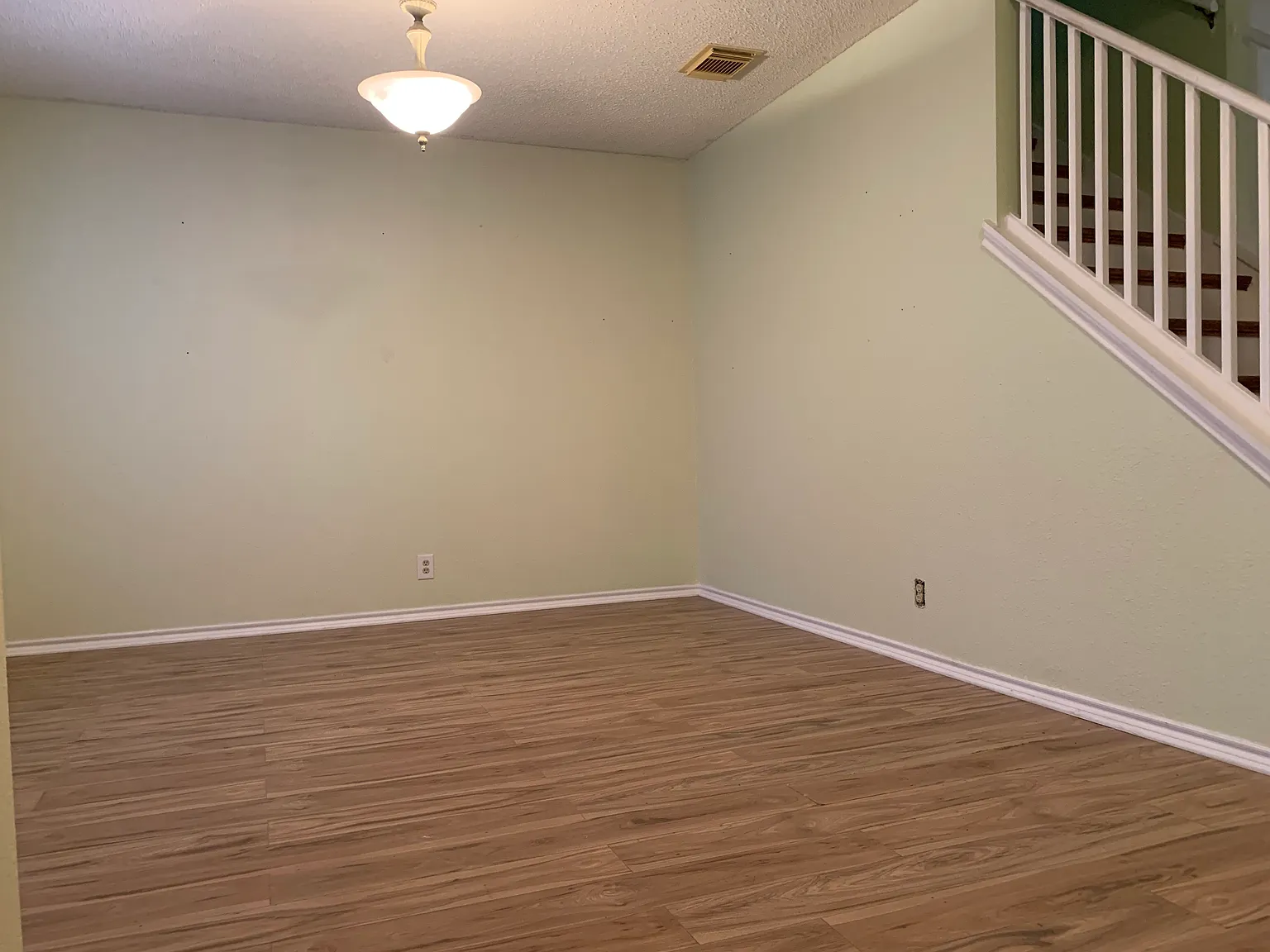 10403 Pelican Oak Dr — Photo 3
