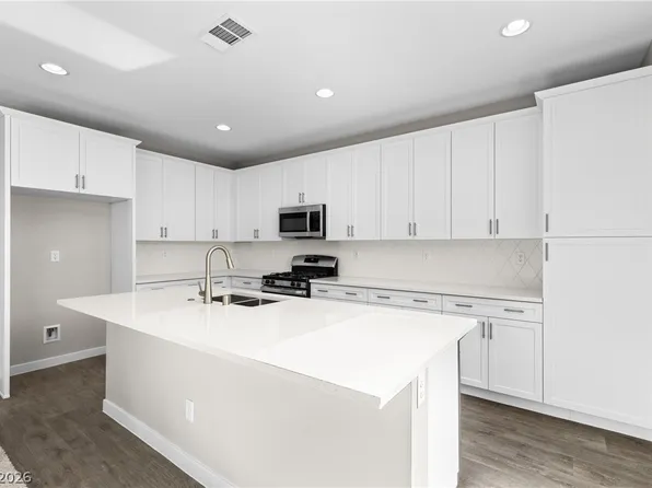 10507 S Lisa Ln, Las Vegas, NV 89178