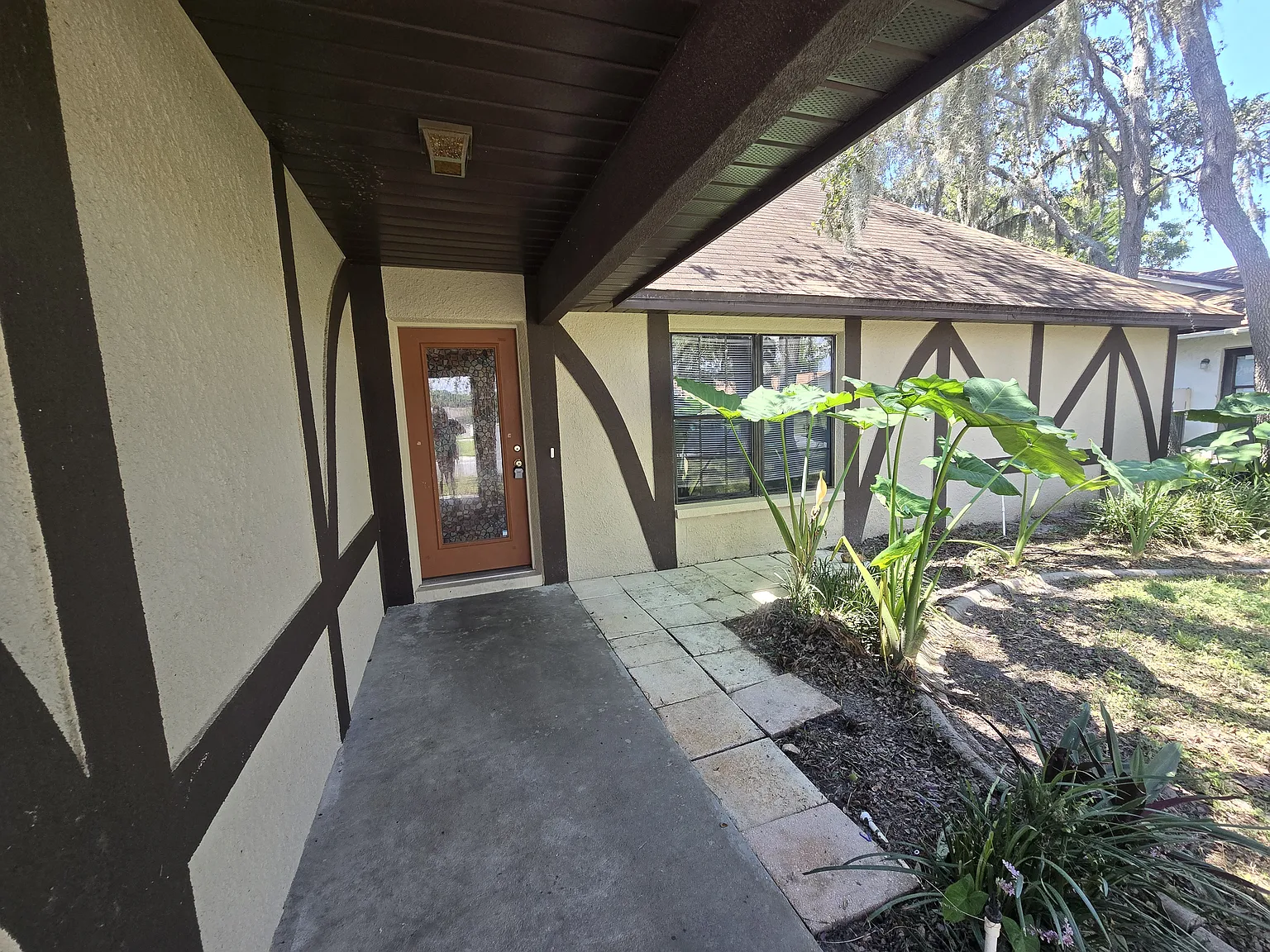 13309 Woodward Dr — Photo 2