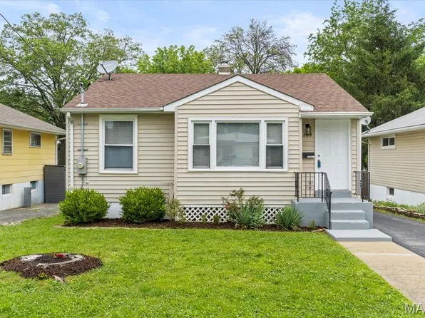 209 Monica Dr, Saint Louis, MO 63127