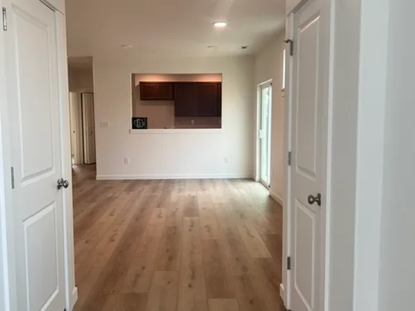 521 N Dauntless St, Prosser, WA 99350