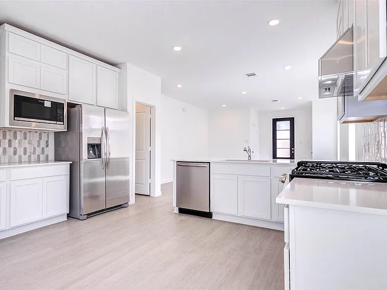 27410 Sweetwater Bay Dr — Photo 12