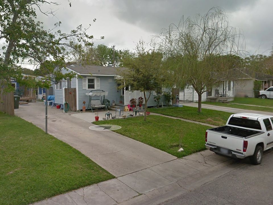 1st image of 1524 Daytona Dr