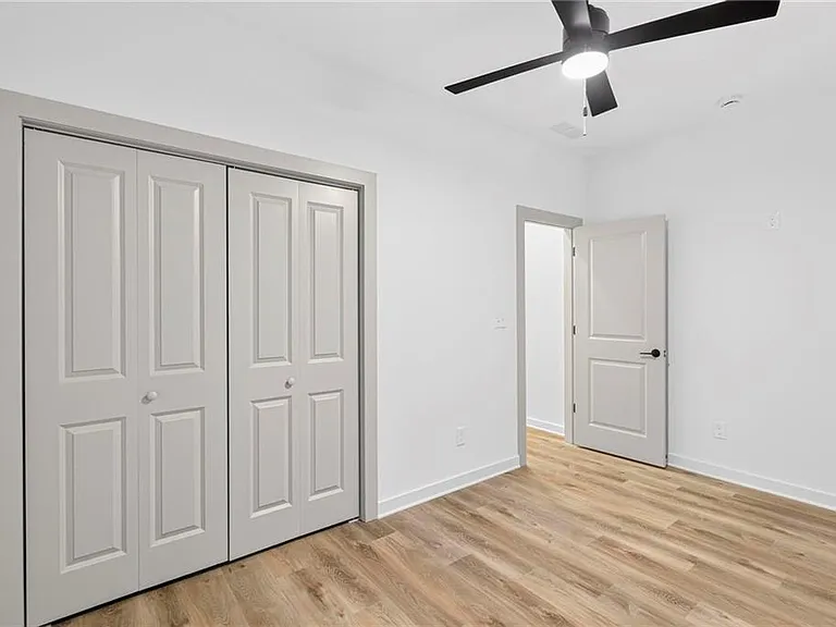 122 Hilltop Dr SW — Photo 17