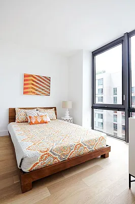 Rented by REAL New York | media 19