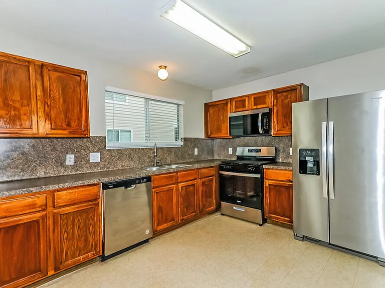 20014 Rustic Lake Ln — Photo 8