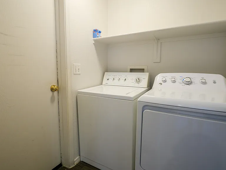 458 W Paseo Rio Grande — Photo 18