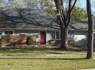 443 Wildwood Dr, Park Forest, IL