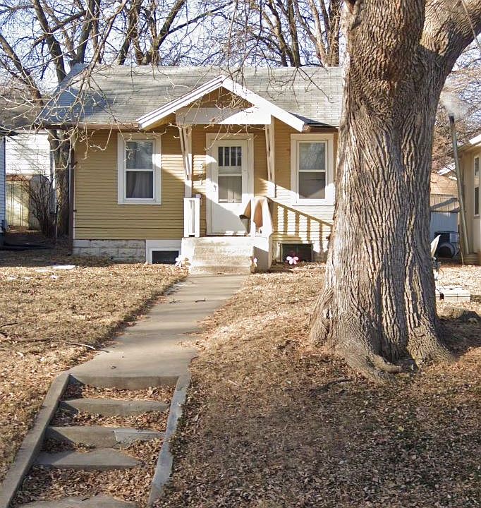 1st image of 527 S Menlo Ave