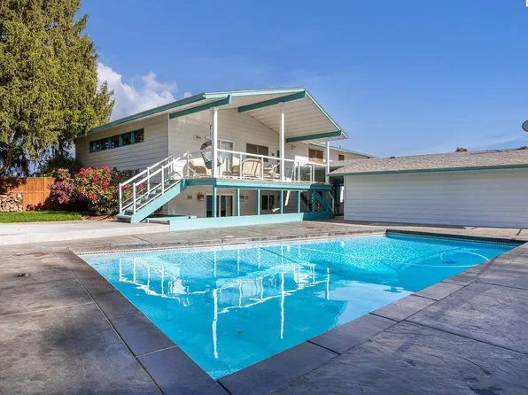2327 Harris Ave, Richland, WA 99354