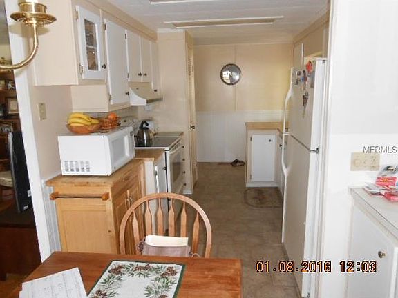 3rd image of 3745 Grove Cir #464