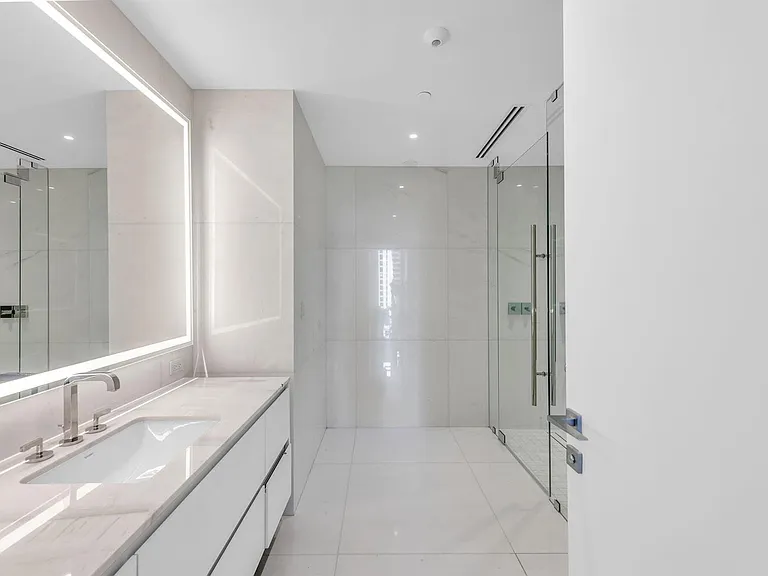 300 Biscayne Boulevard Way #1509 — Photo 6