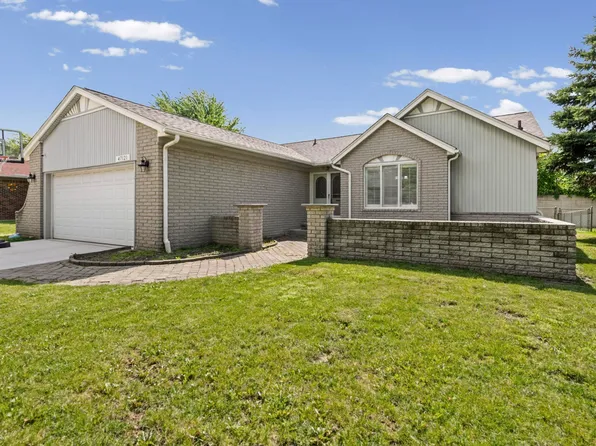 47121 Barbara Rd, Macomb, MI 48044