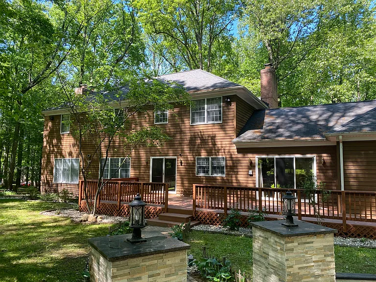 7700 Warfield Rd — Photo 12