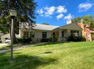 185 N 85th St, Wauwatosa, WI 53226