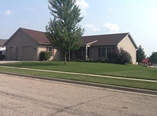 626 Luchenbach Ln, Jefferson, WI 53549