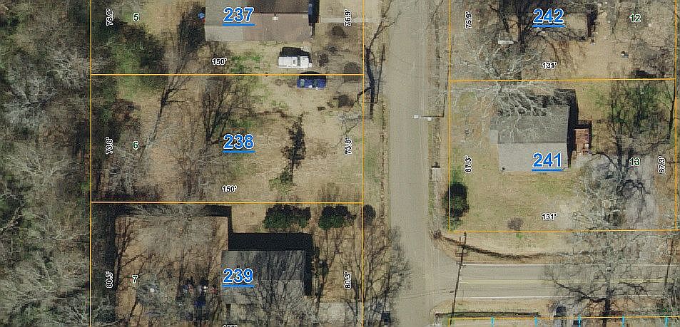 2nd image of 341 Miller St