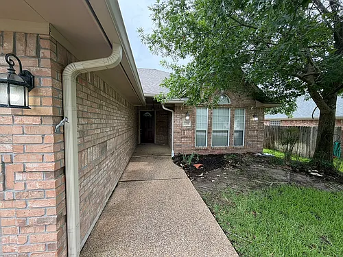 1708 Gray Stone Dr Photo 1