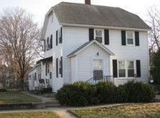 109 1st Ave SW, Waverly, IA 50677