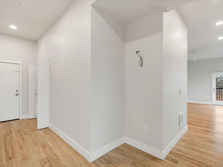 Brookside Apartments — Photo 67