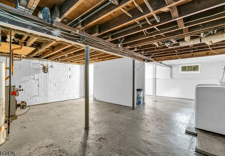 106 Mountain Ave — Photo 28