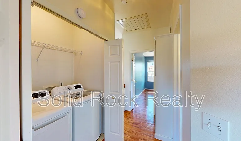 8315 Saint Helena Dr — Photo 13