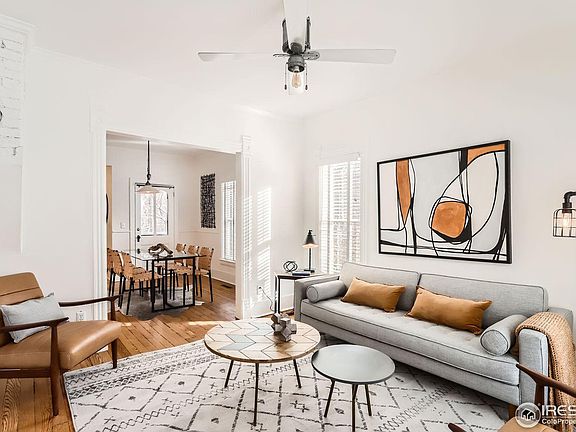 4th image of 921 Maxwell Ave #18